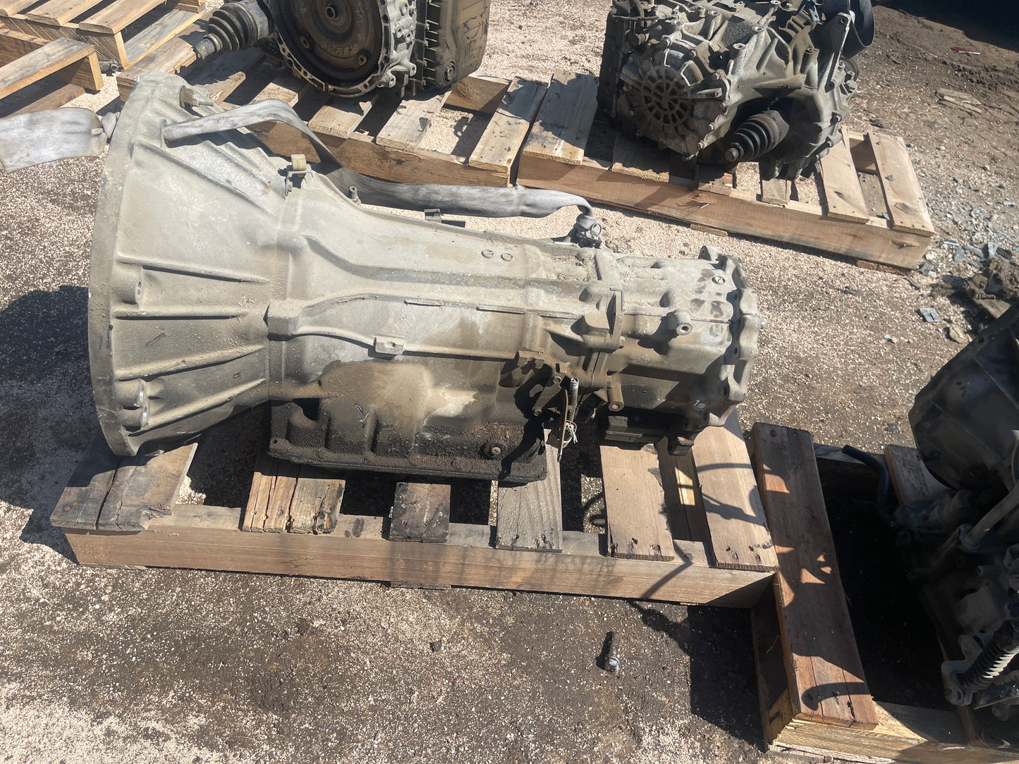 2005 NISSAN PATHFINDER  -  AUTOMATIC TRANSMISSION - #M18621
