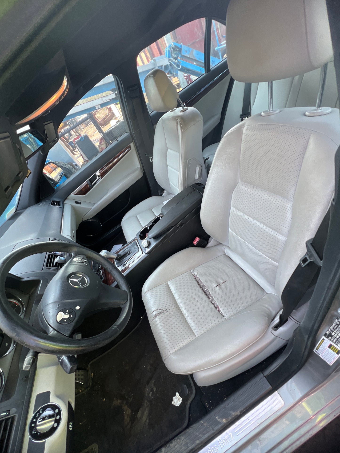 2/2 2008-2011 MERCEDES BENZ C300 | All Parts G - Z | SKU #: M17577