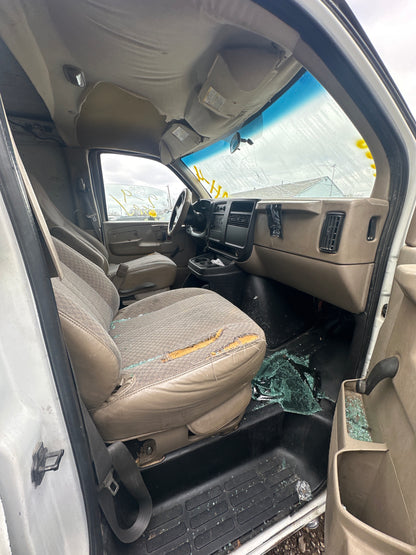 2003 Chevrolet Express 3500 - Stock #: M18534 - MH-4