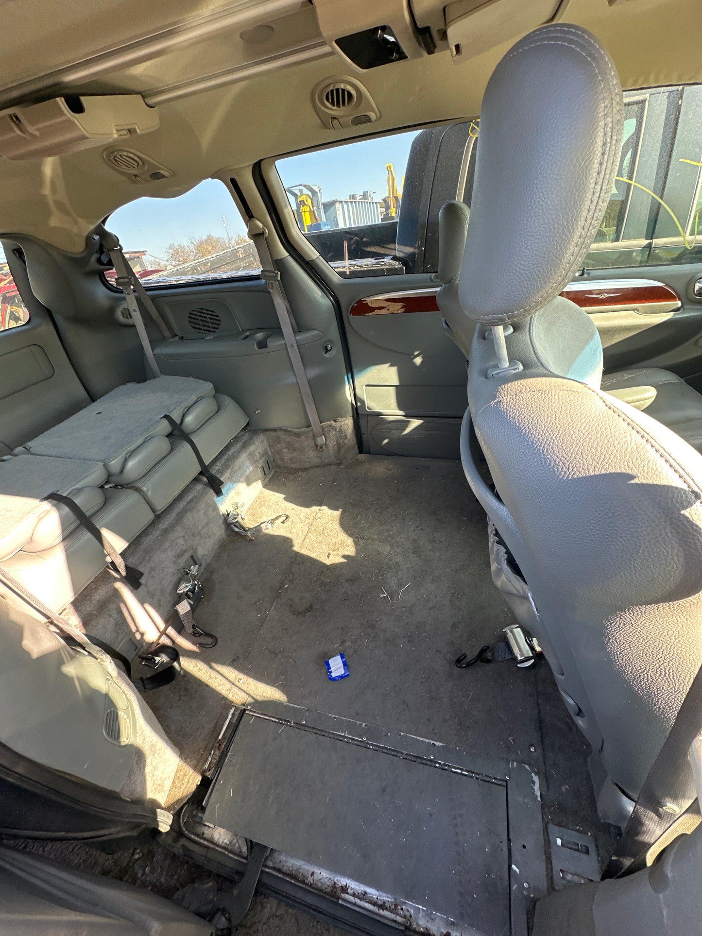 2001-2007 Chrysler Town & Country - Stock #M18150