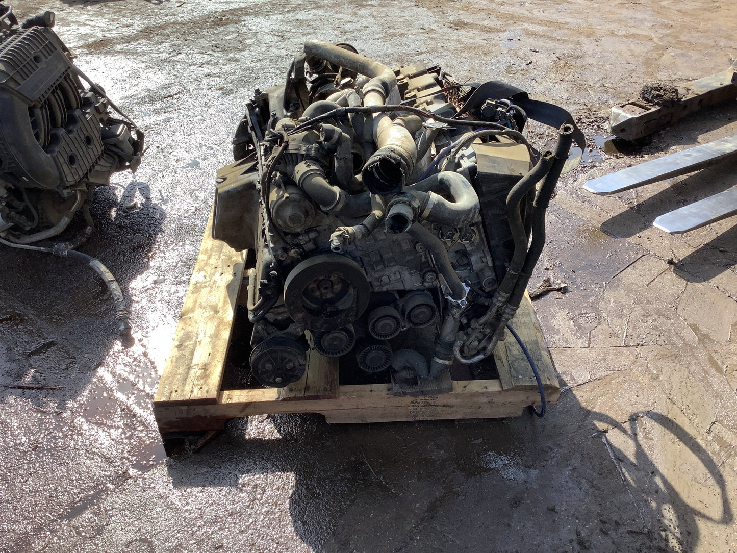2009-2007 BMW 3351  -  3.0 L ENGINE - #M18628