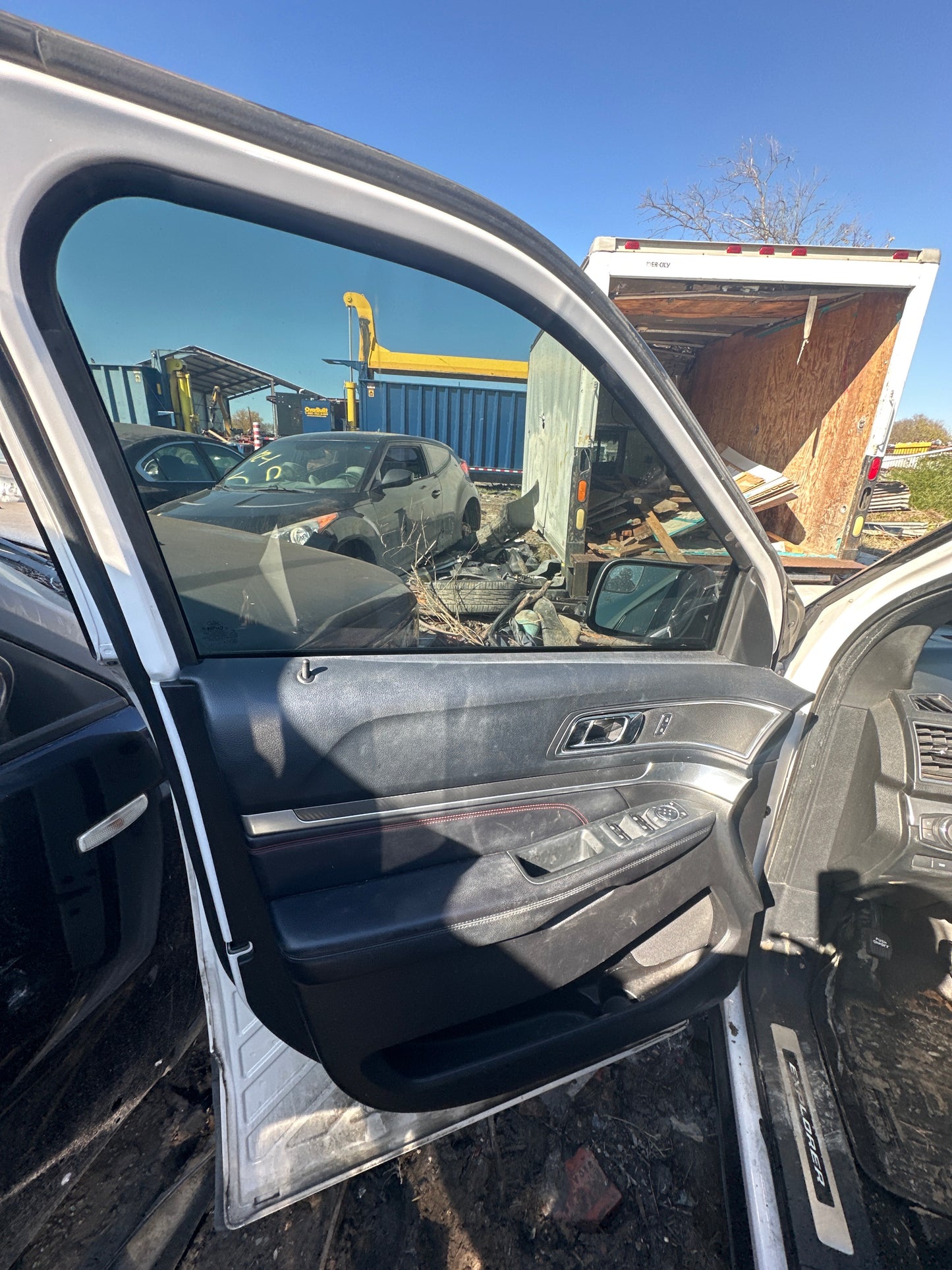 2016 FORD EXPLORER - Stock # M18109