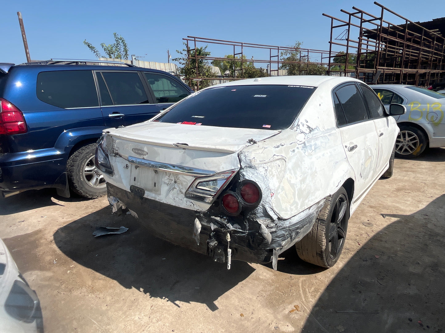 1/2 2011 - 2012 Toyota Avalon | All Parts A - F | SKU # M17616