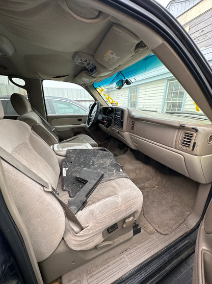 2002 CHEVROLET TAHOE - STOCK #: M18235