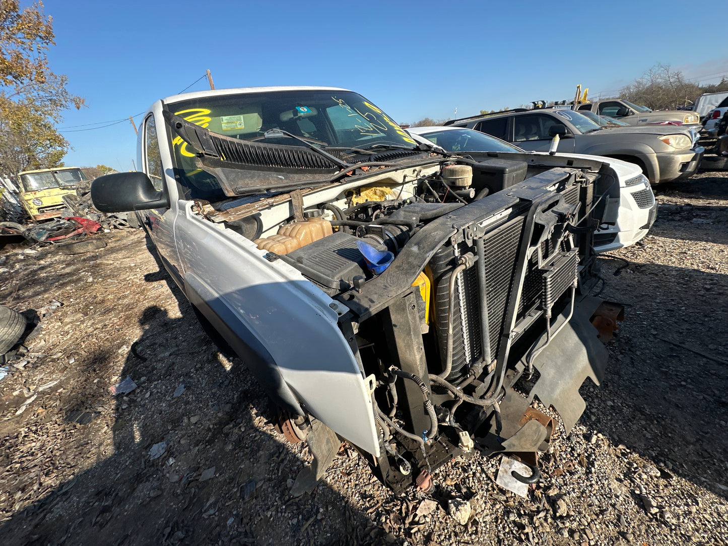 2004 CHEVY SILVERADO 2500 - Stock # M18119