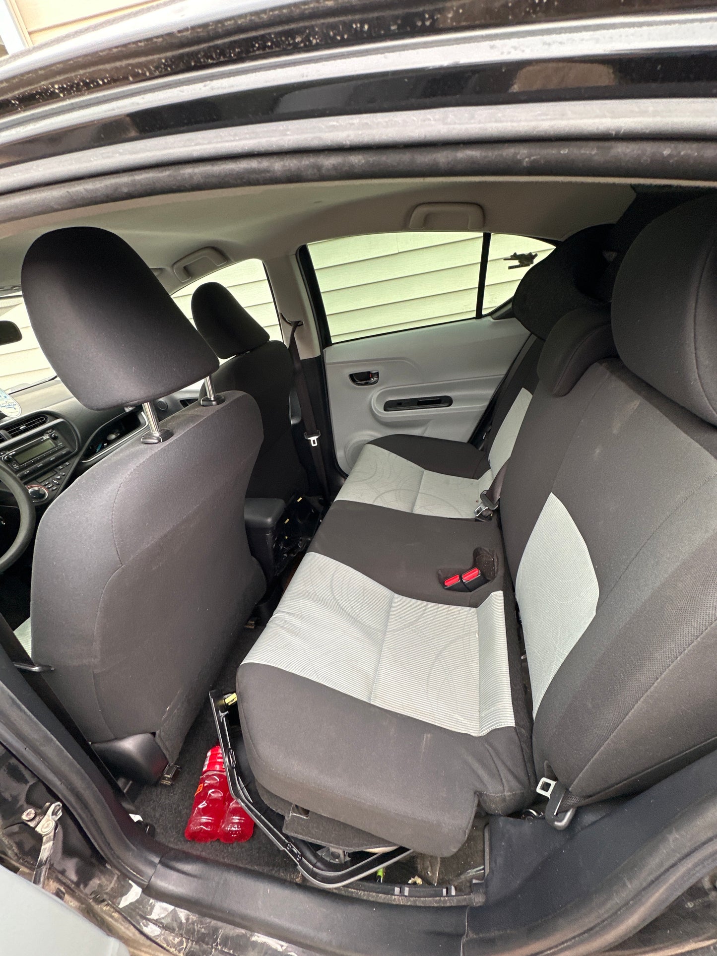 2014 Toyota Prius - Stock #: M18220 - MXH-10