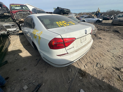 2016 VOLKSWAGEN PASSAT - STOCK #: M18474