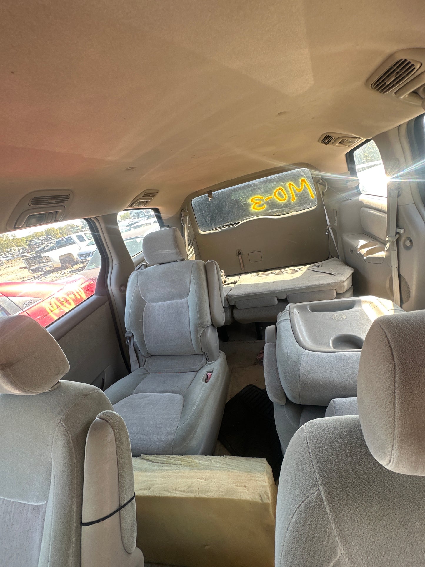 1/2 2004 TOYOTA SIENNA | All Parts A - F | STK# M17873