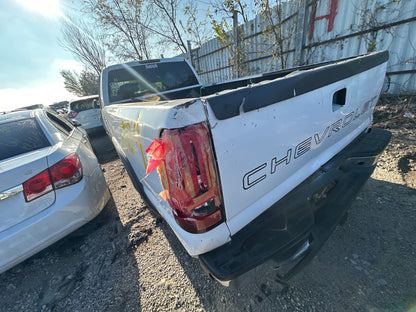 2004 CHEVY SILVERADO 2500 - Stock # M18119