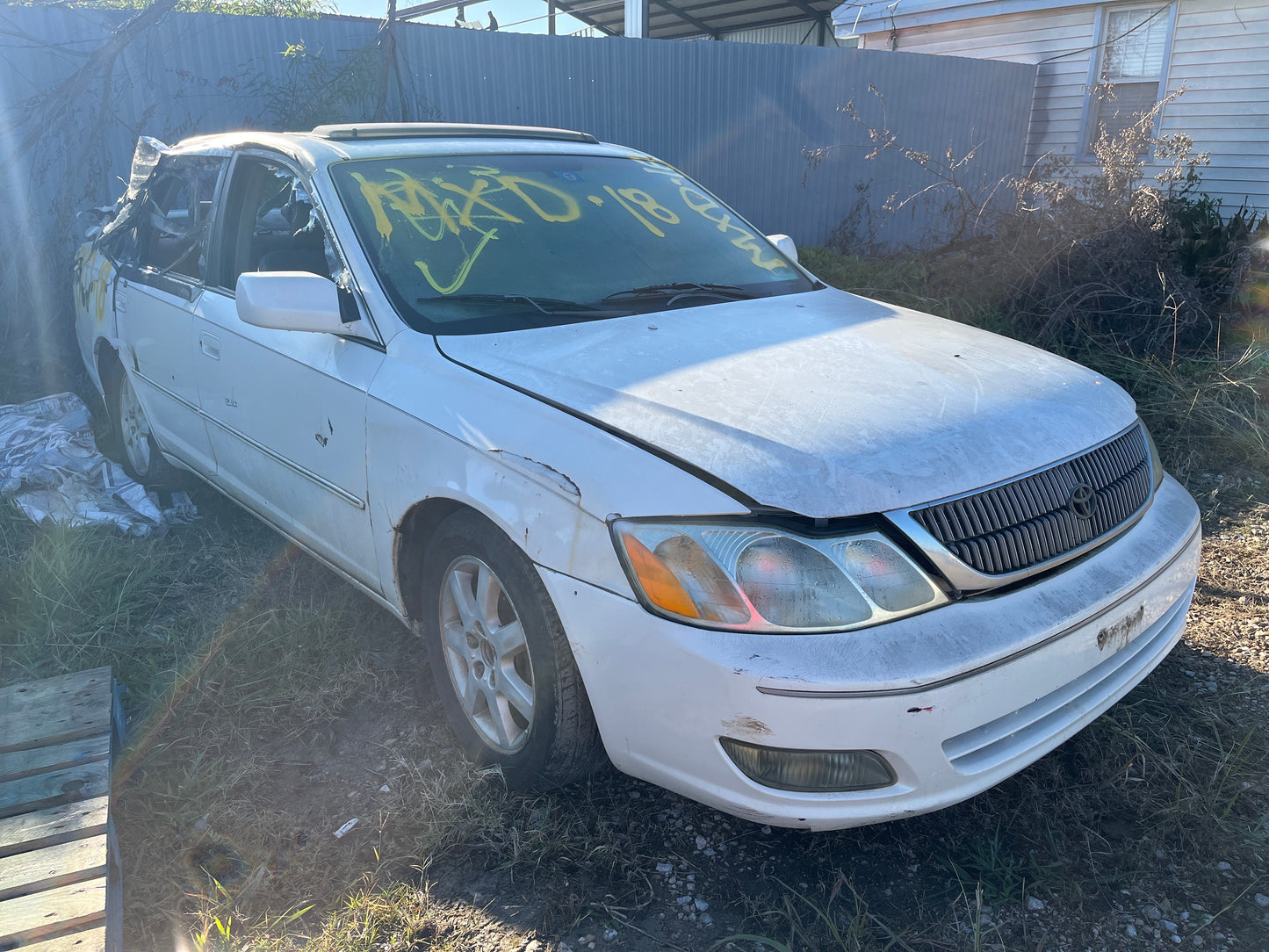 2000-2004 Toyota Avalon - Stock #M18148