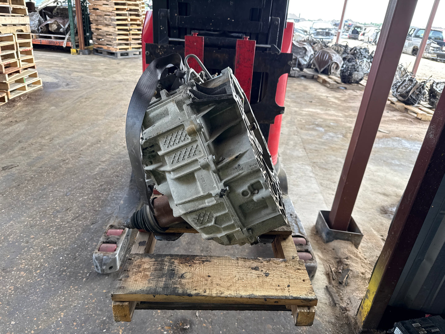 2013-2017 CHEVROLET IMPALA  -  AUTOMATIC TRANSMISSION - #M18916