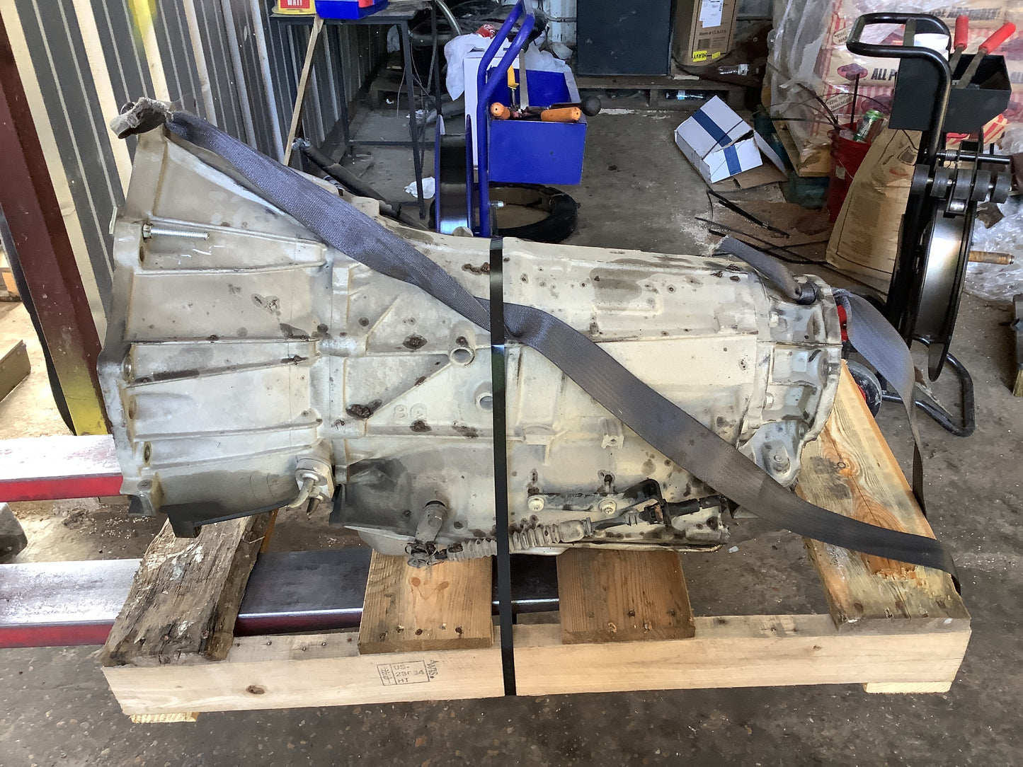 2013-2014 CHEVROLET SILVERADO  -  AUTOMATIC TRANSMISSION - #M18875