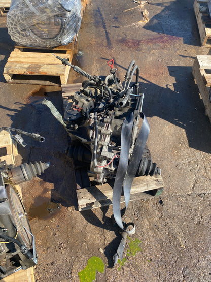 2001-2006 HYUNDAI ELANTRA- AUTOMATIC TRANSMISSION-#M17651