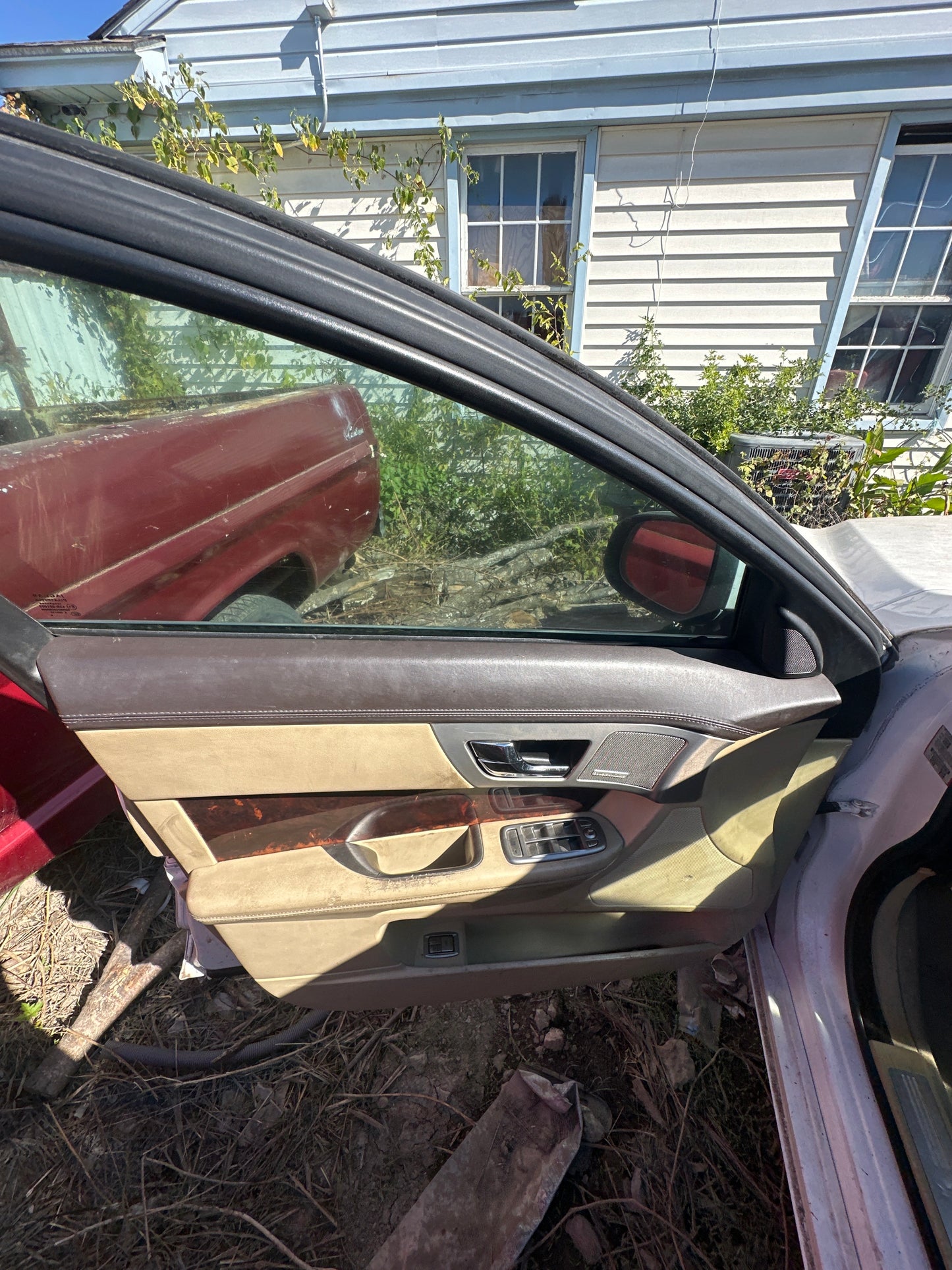 1/2 2009 JAGUAR XF | All Parts A - F | STK# M17919