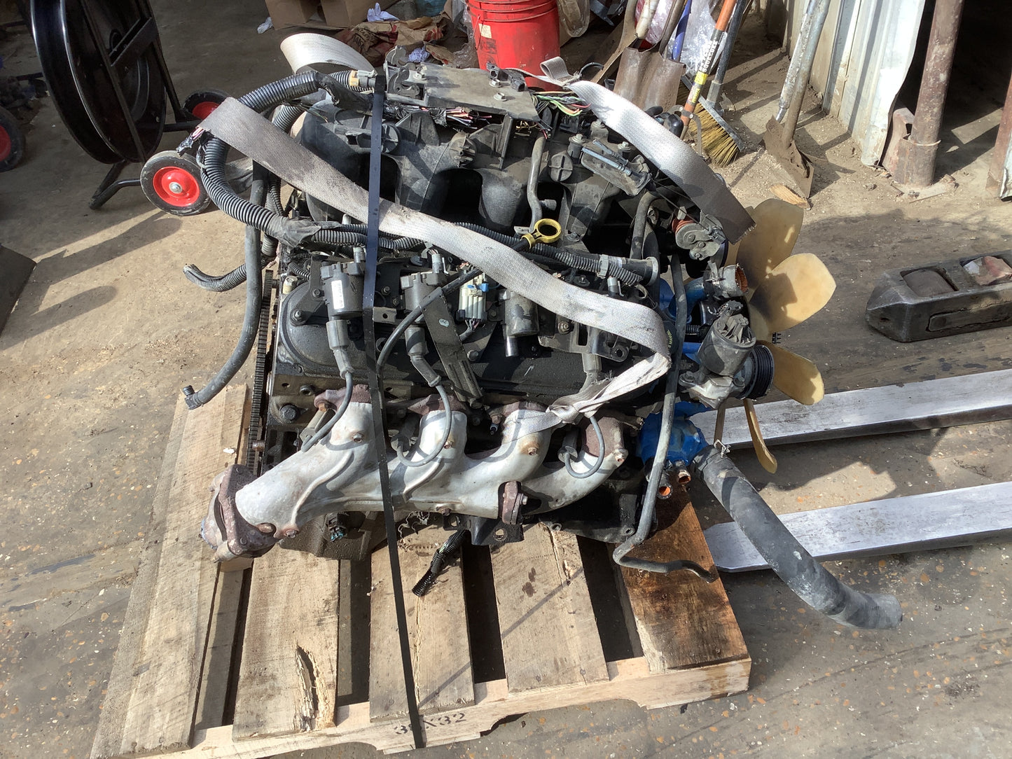 2001 GMC YUKON - 5.3 L Engine -#M18776