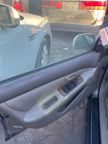 2/2 1998 LEXUS ES300 | All Parts G - Z | SKU #: M17804