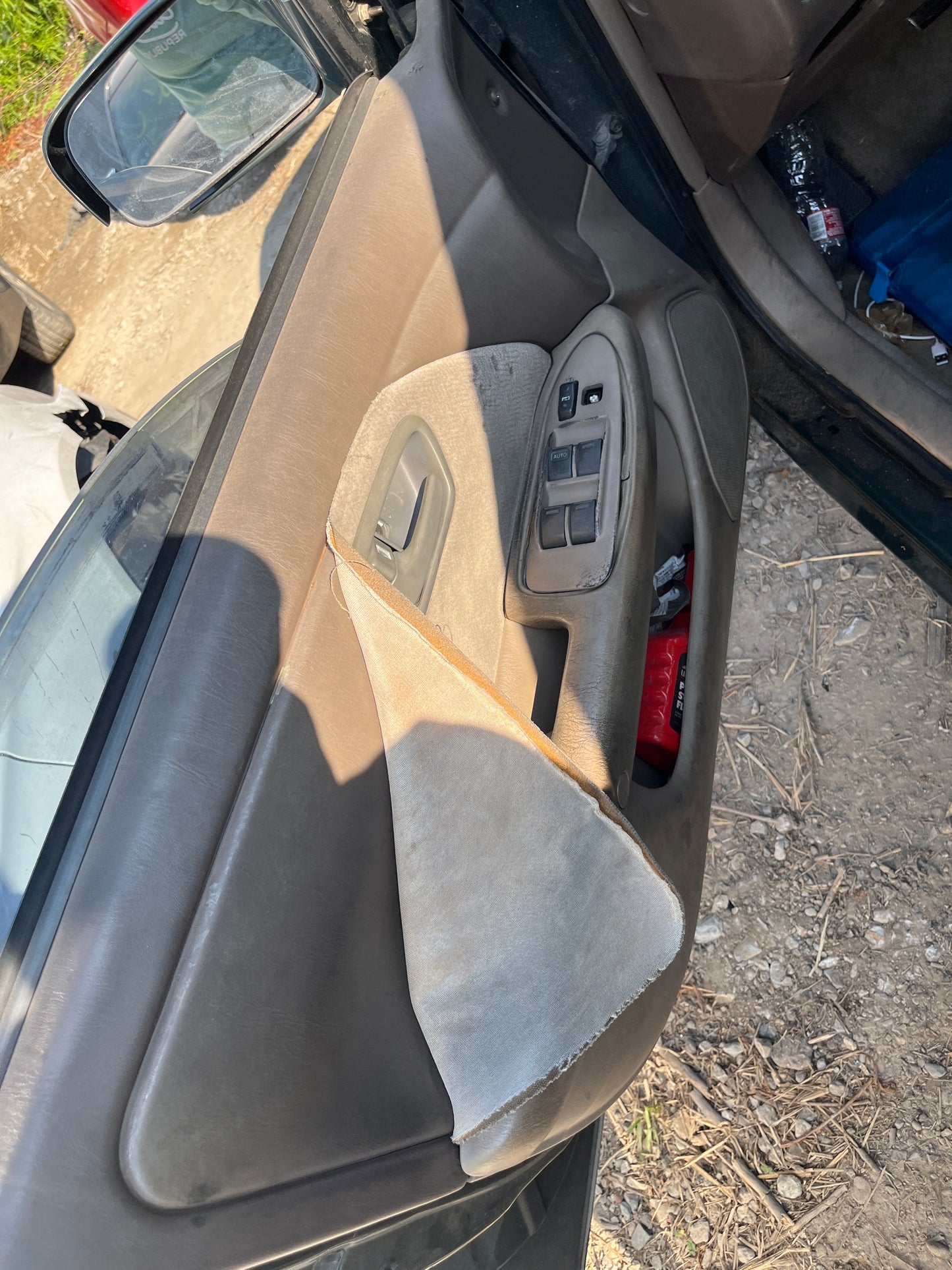 2/2 1997 - 2001 Toyota Camry CE | All Parts G - Z | SKU #: M17645 - MC-15