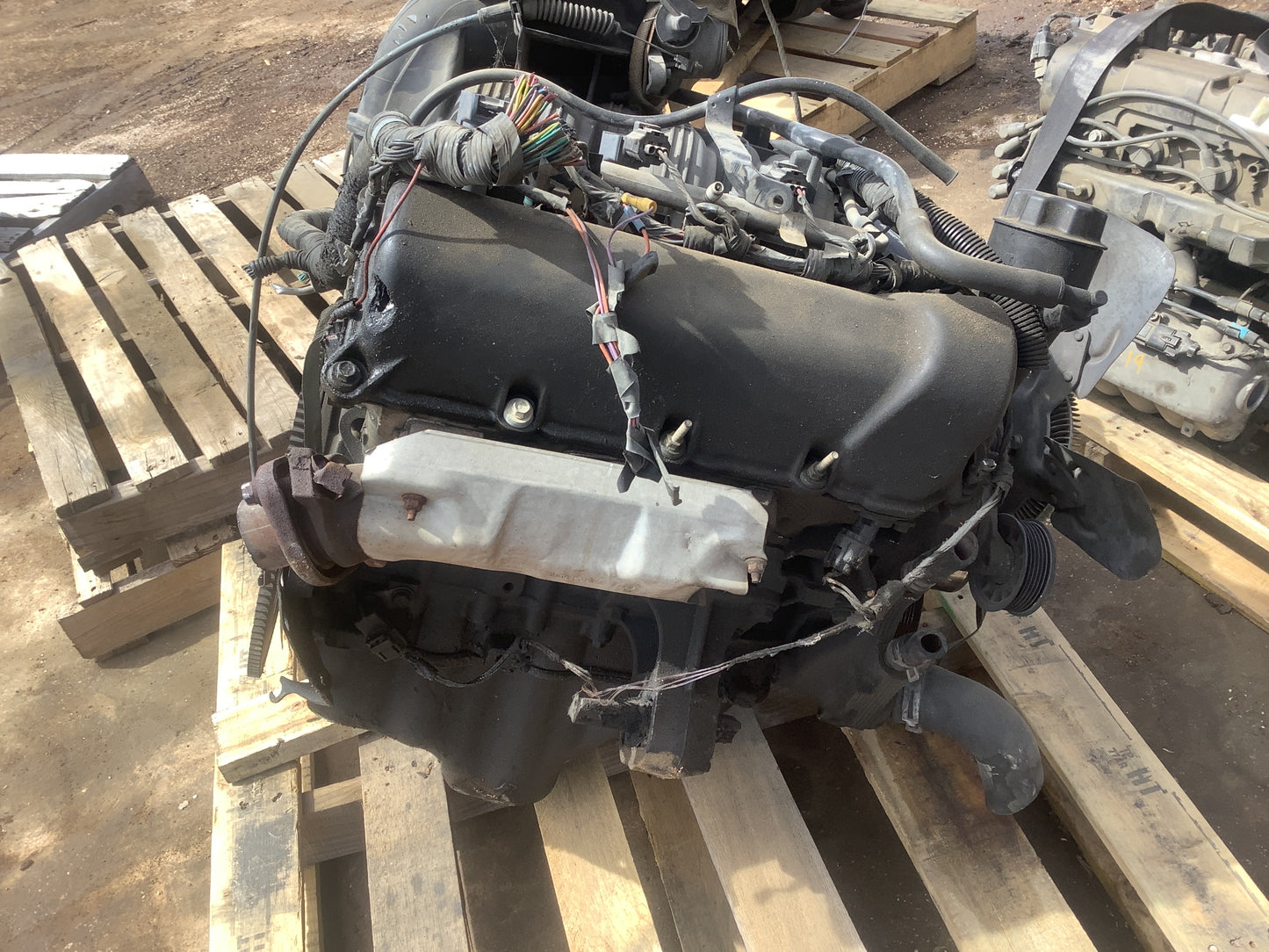 2005 DODGE DURANGO  -  3.7 L ENGINE - #MS0714