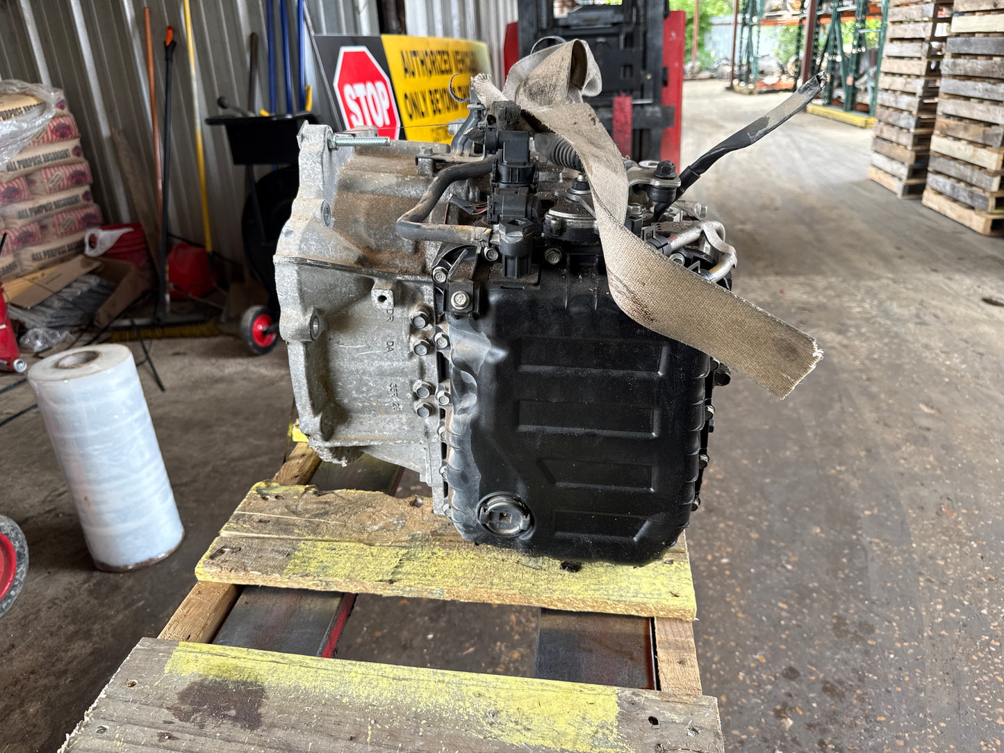 2015-2016 KIA FORTE  -  AUTOMATIC TRANSMISSION - #M18929