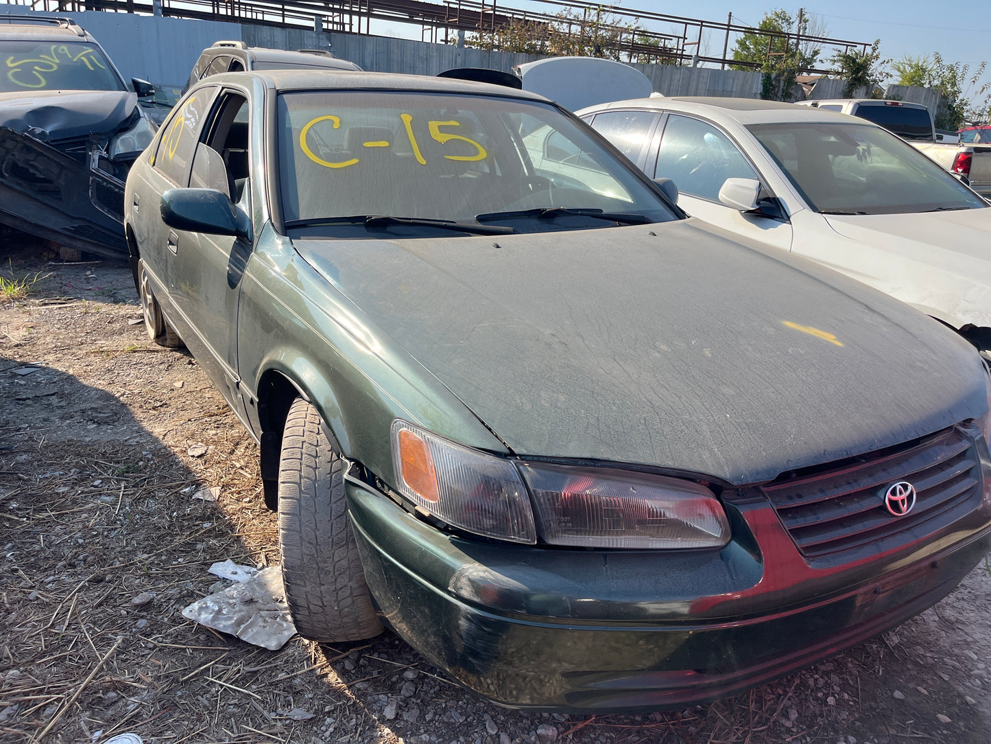 2/2 1997 - 2001 Toyota Camry CE | All Parts G - Z | SKU #: M17645 - MC-15