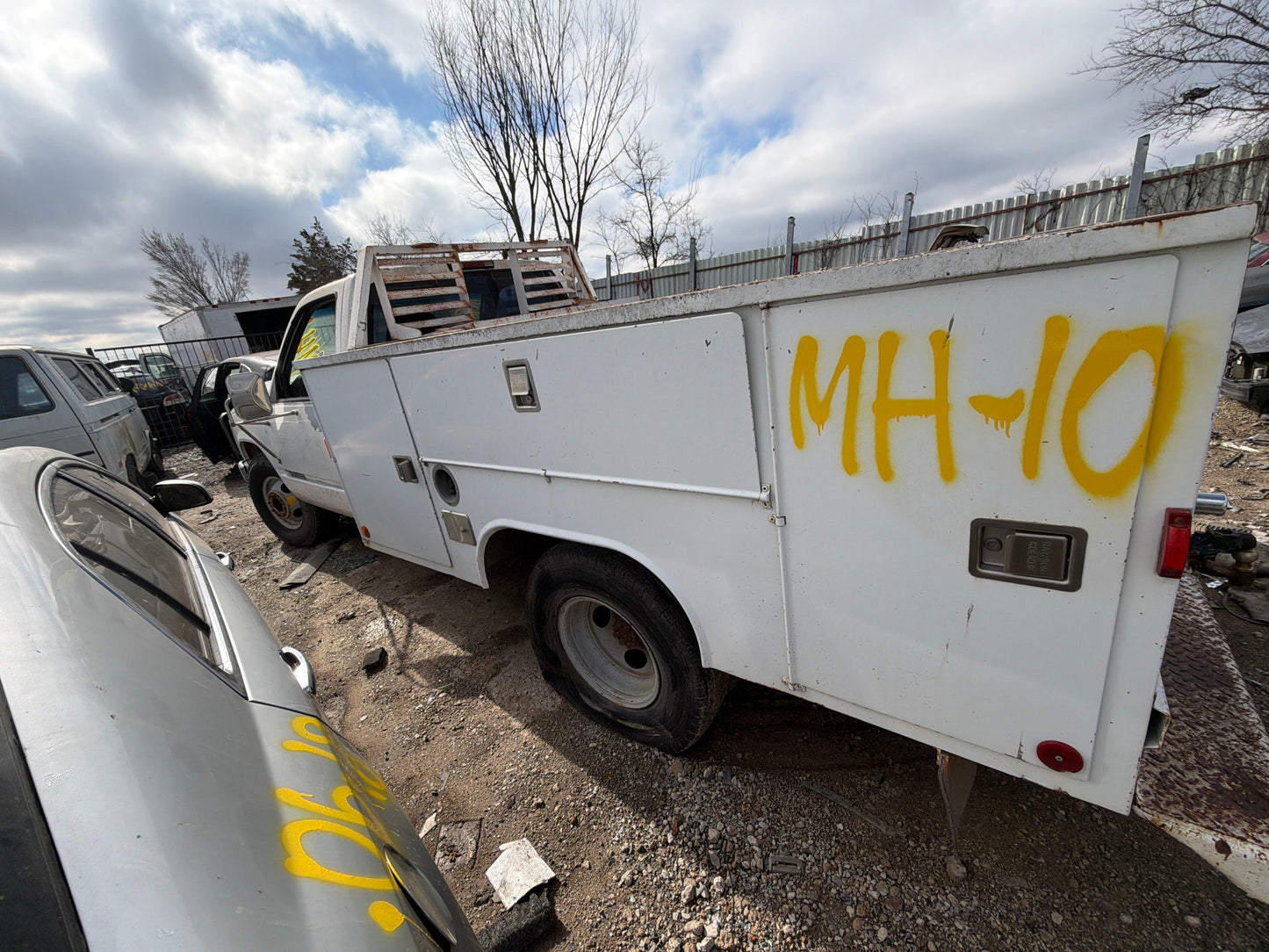 1995 - 2000 Chevrolet Silverado - Stock #: M18540 MH-10