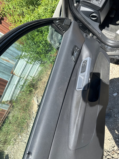 2/2 2006-2013 Volvo C30 | All Parts G - Z | SKU #: M17818