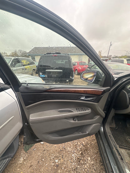 2010 CADILLAC SRX - Stock # M18057