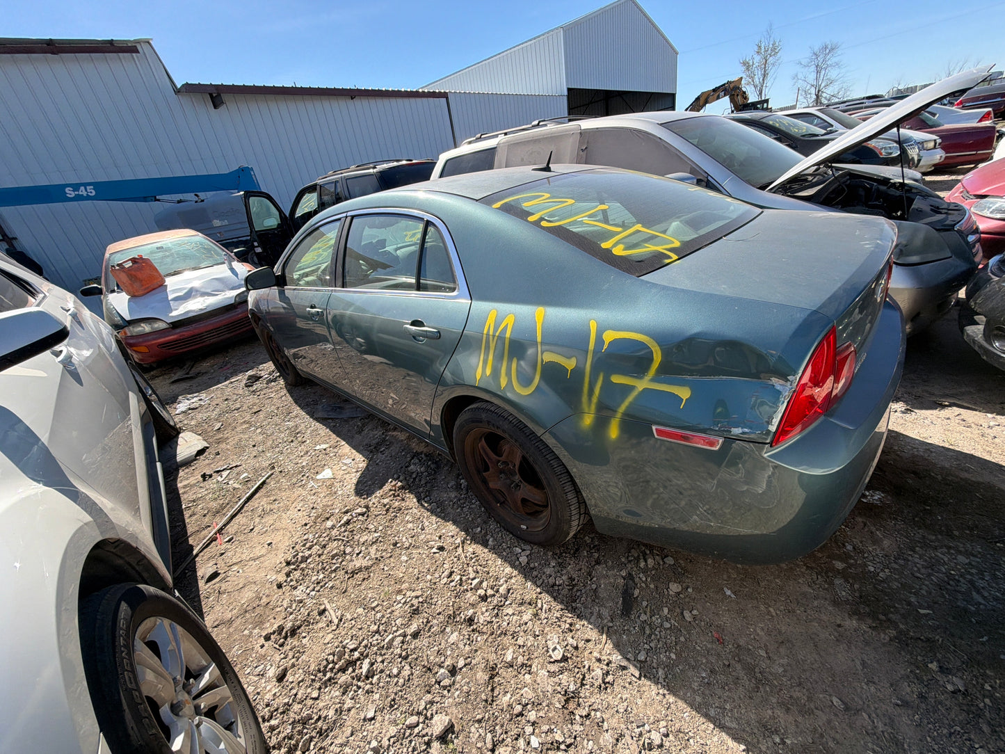 2008 - 2012 Chevrolet Malibu - Stock #: M18587 MJ-17