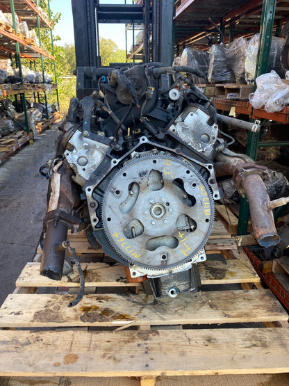 2001 CHEVY SUBURBAN 5.3 L ENGINE - #M17764