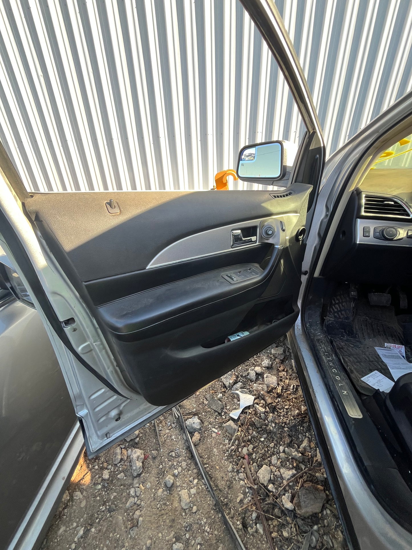 2011 LINCOLN MKS - STOCK #: M18356