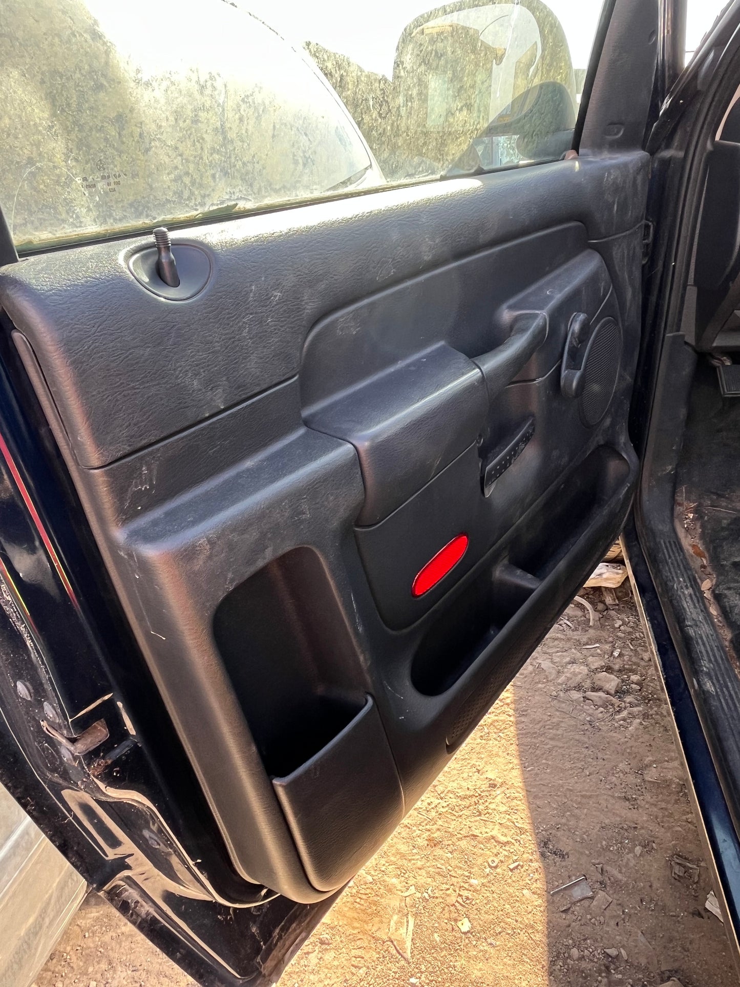 2004 Dodge RAM 1500 - Stock #: M18509 - MF-19