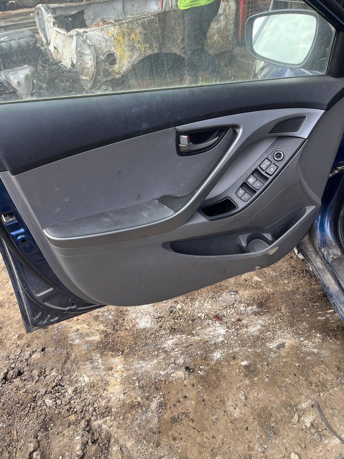 2011-2016 HYUNDAI ELANTRA   PARTING OUT- MC-11 - # M18441