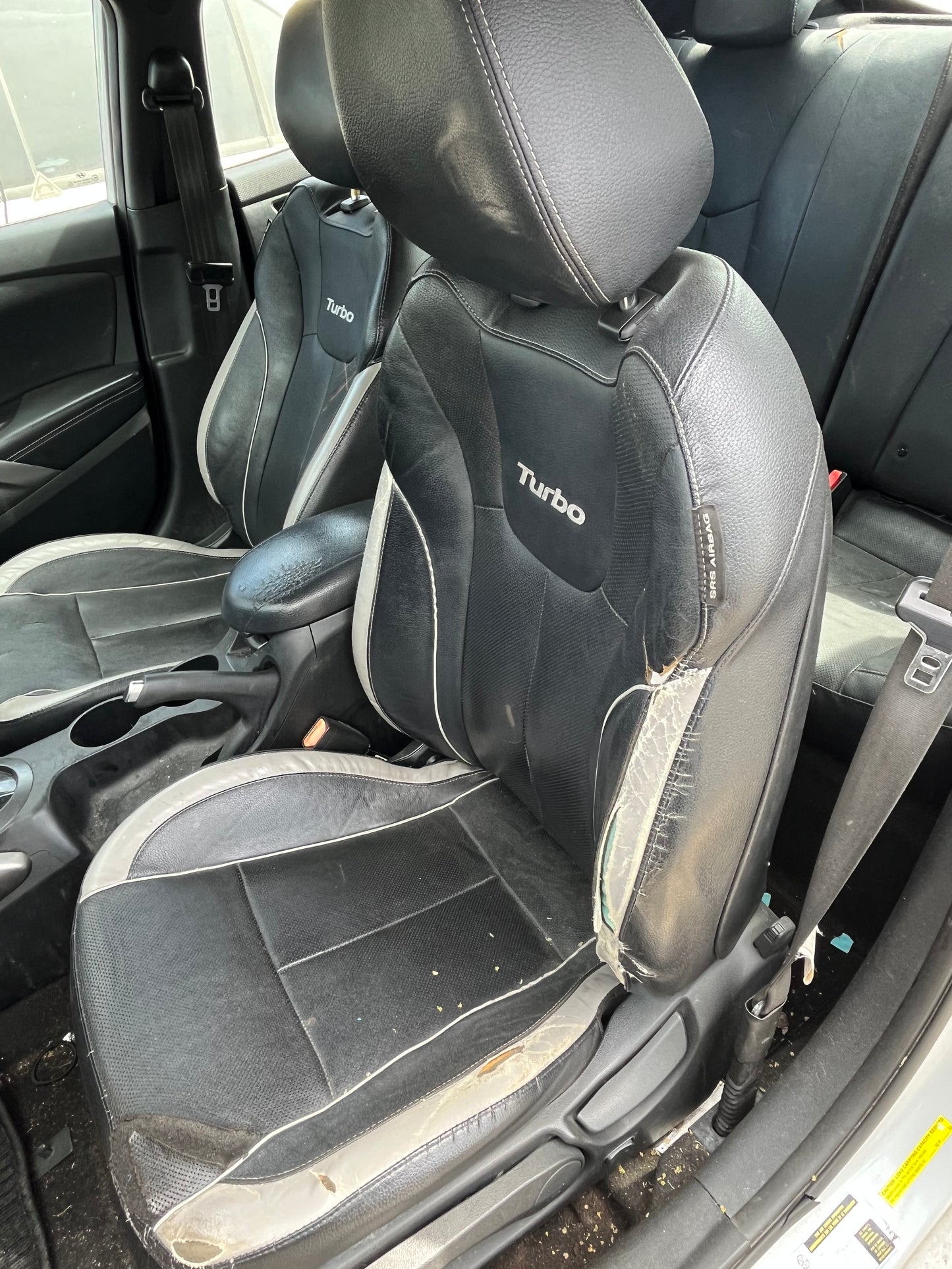 2015-2017 Hyundai Veloster - Stock #: M18740