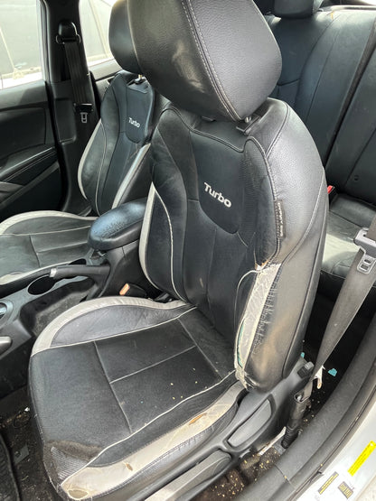 2015-2017 Hyundai Veloster - Stock #: M18740