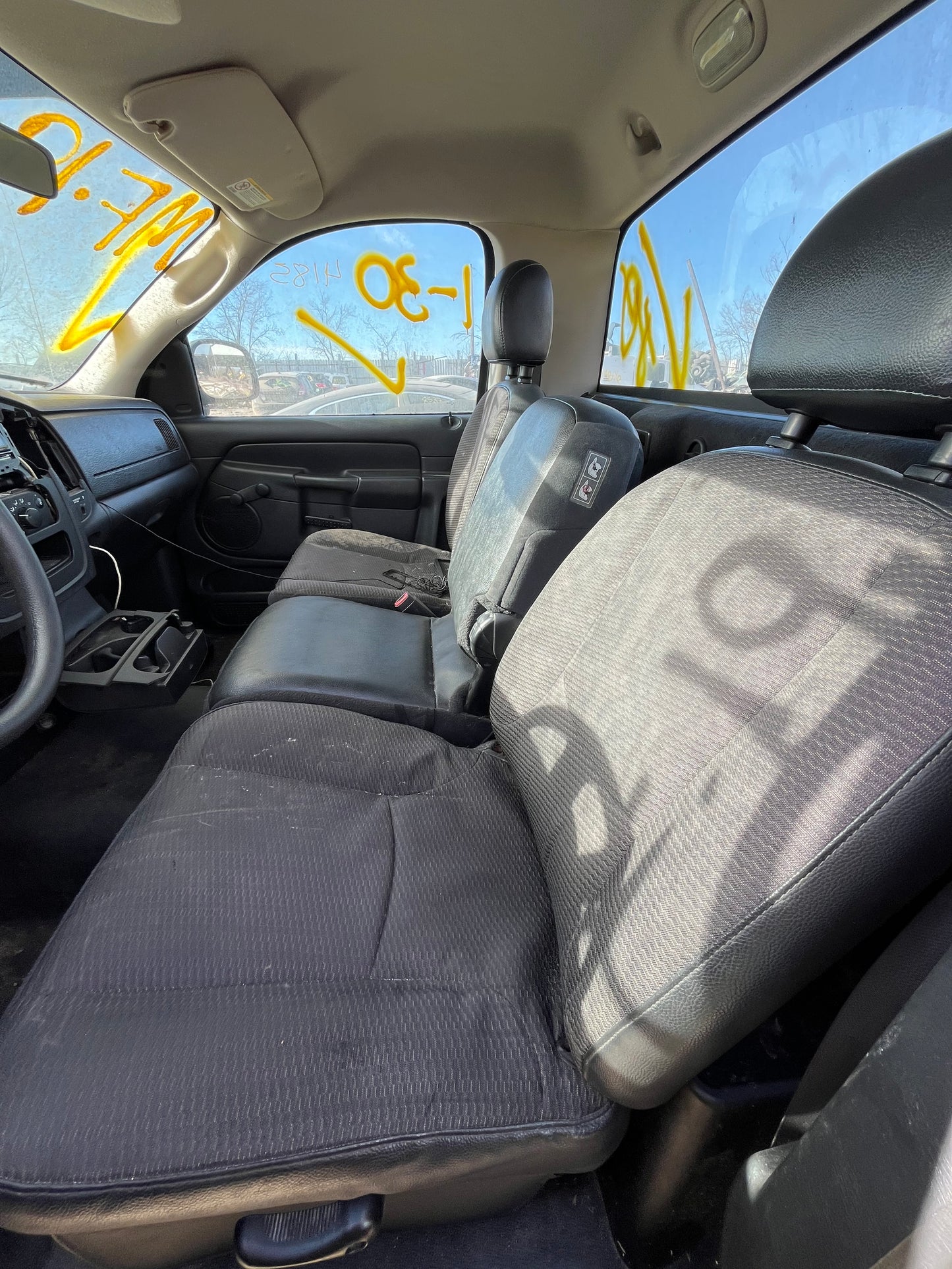 2004 Dodge RAM 1500 - Stock #: M18509 - MF-19