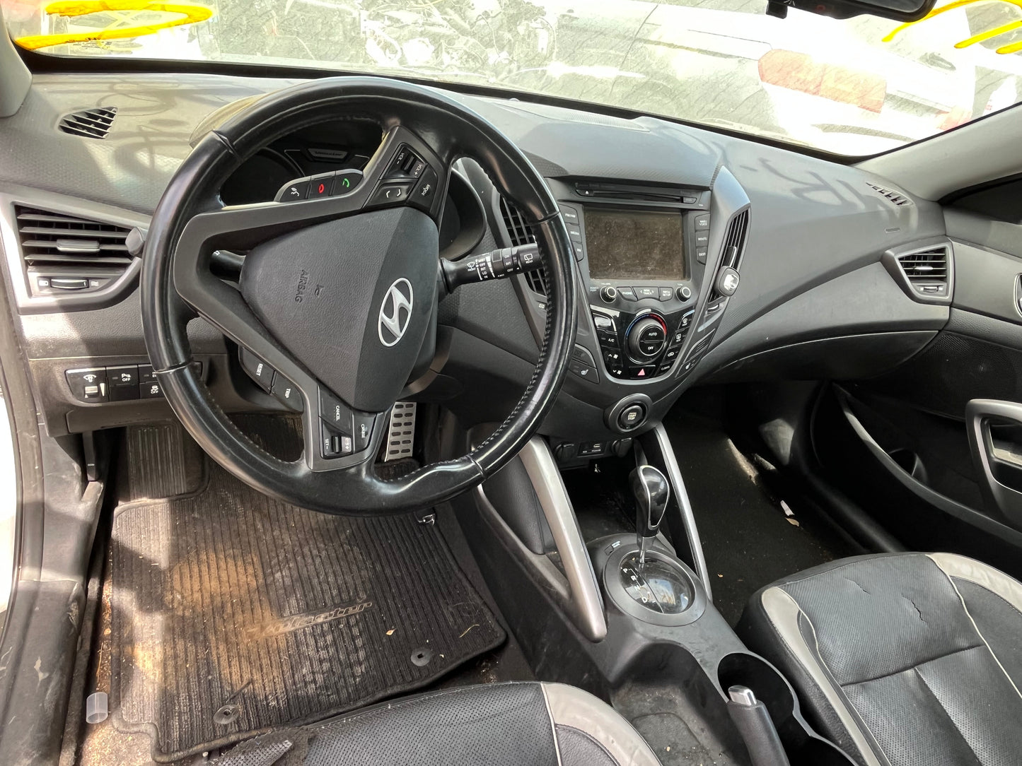 2015-2017 Hyundai Veloster - Stock #: M18740