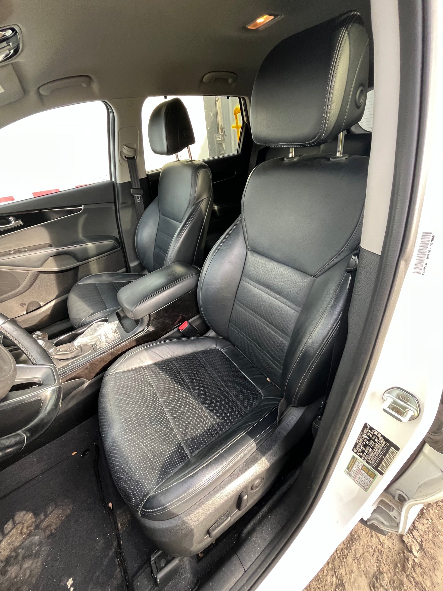 2017 KIA SORENTO - STOCK #: M18557