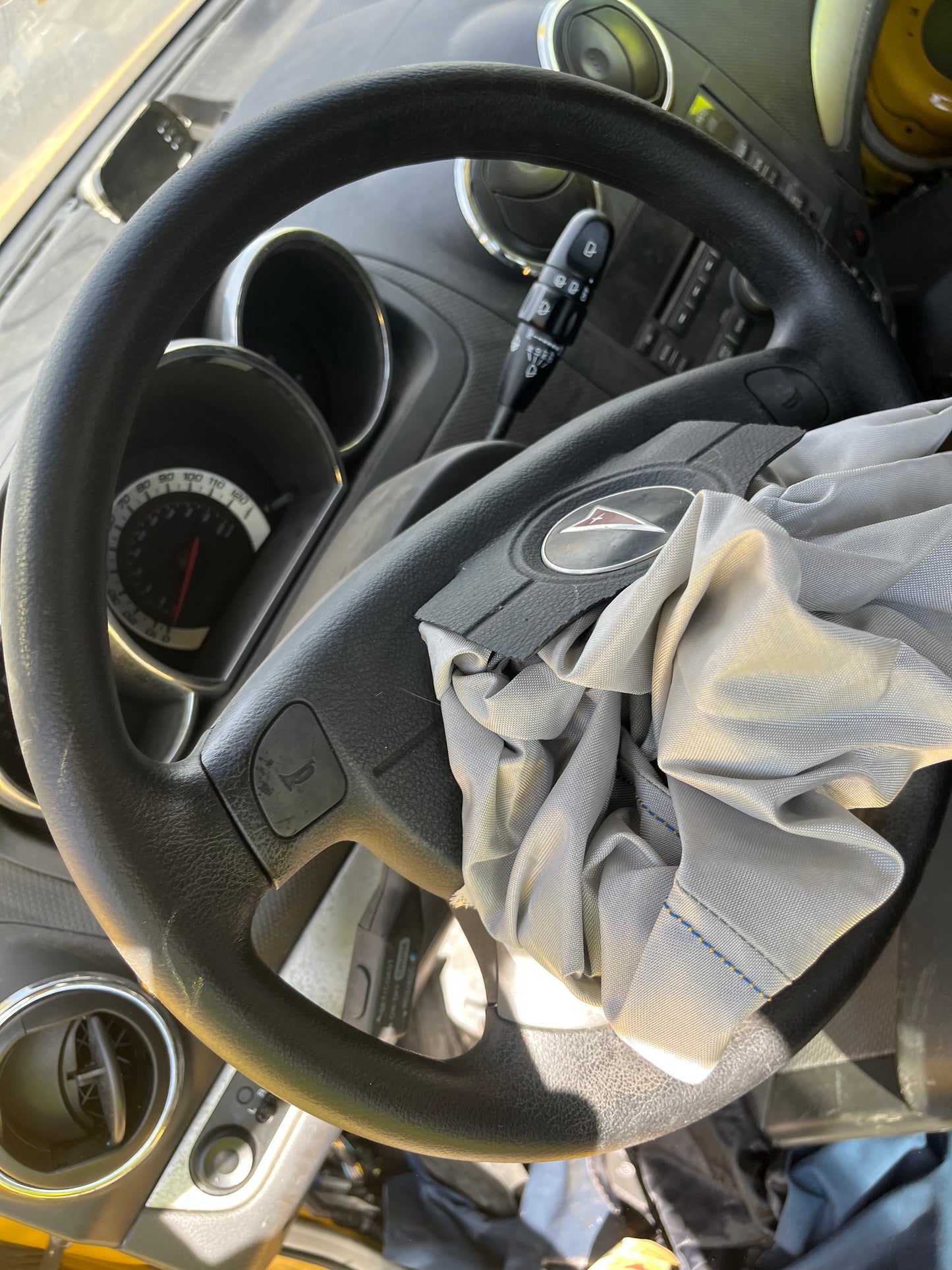 2009-2011 PONTIAC G3 - PARTING OUT- MG-12- #M18522