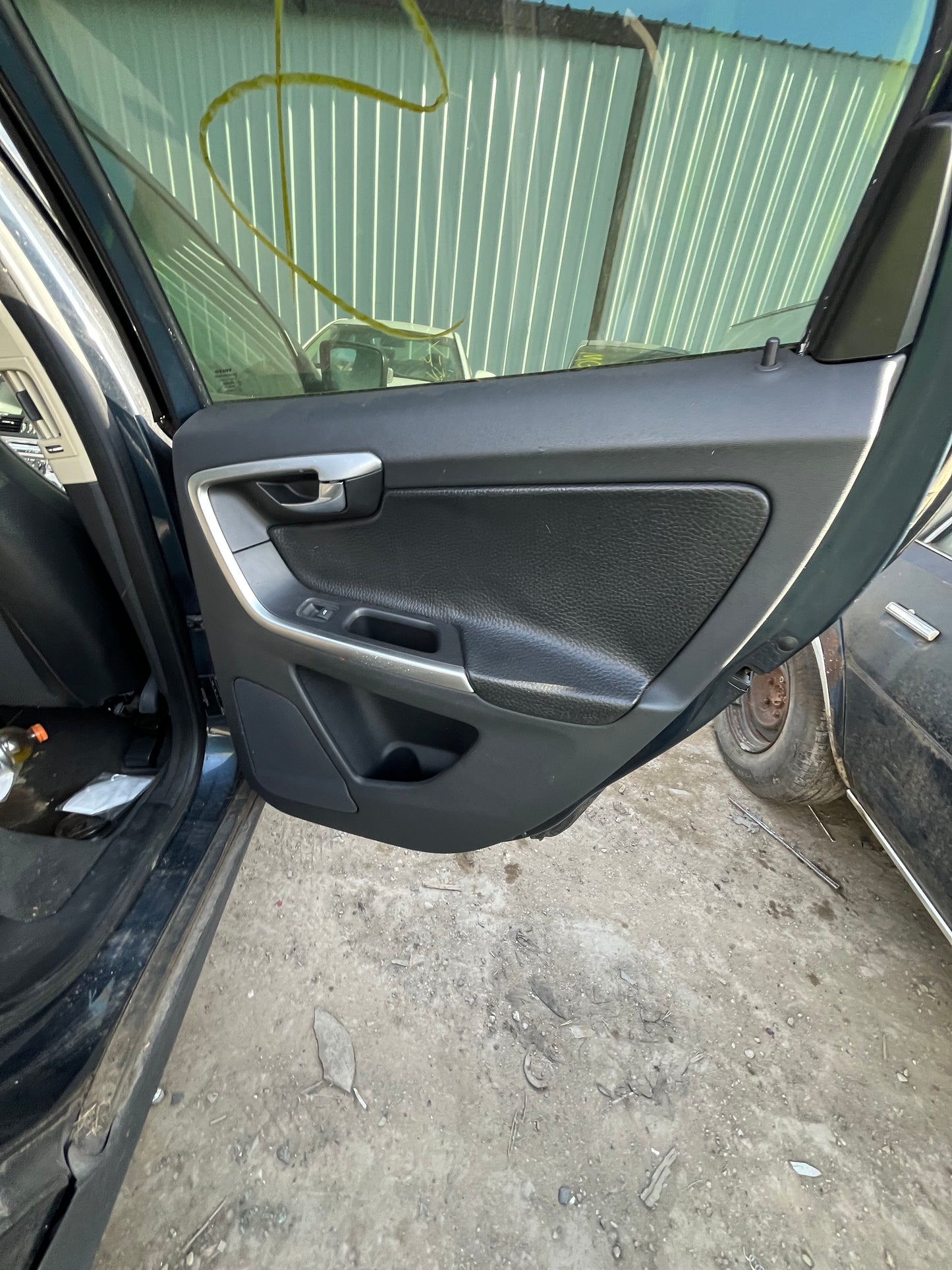 2010 VOLVO XC60 - STOCK #: M18479