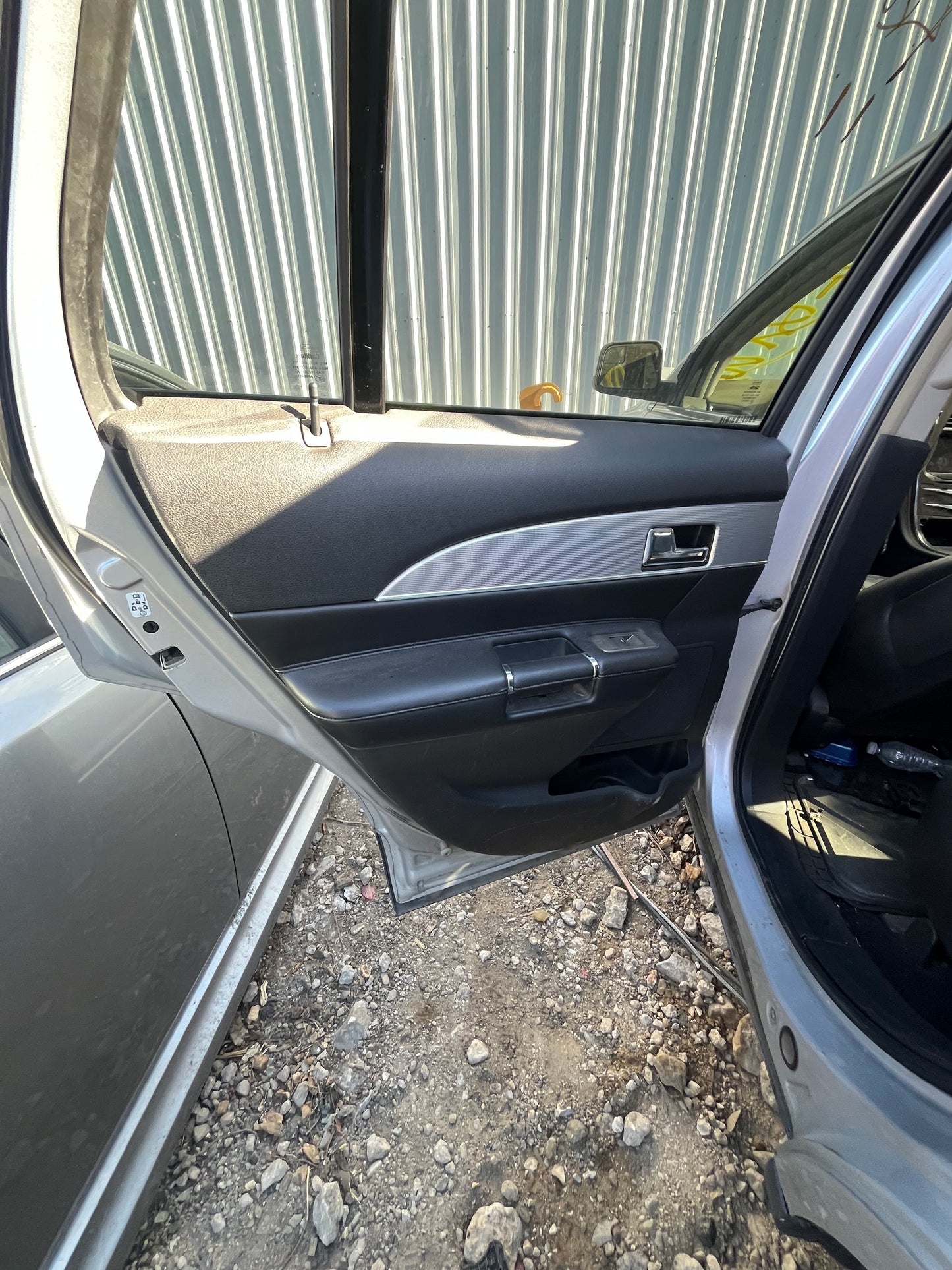 2011 LINCOLN MKS - STOCK #: M18356