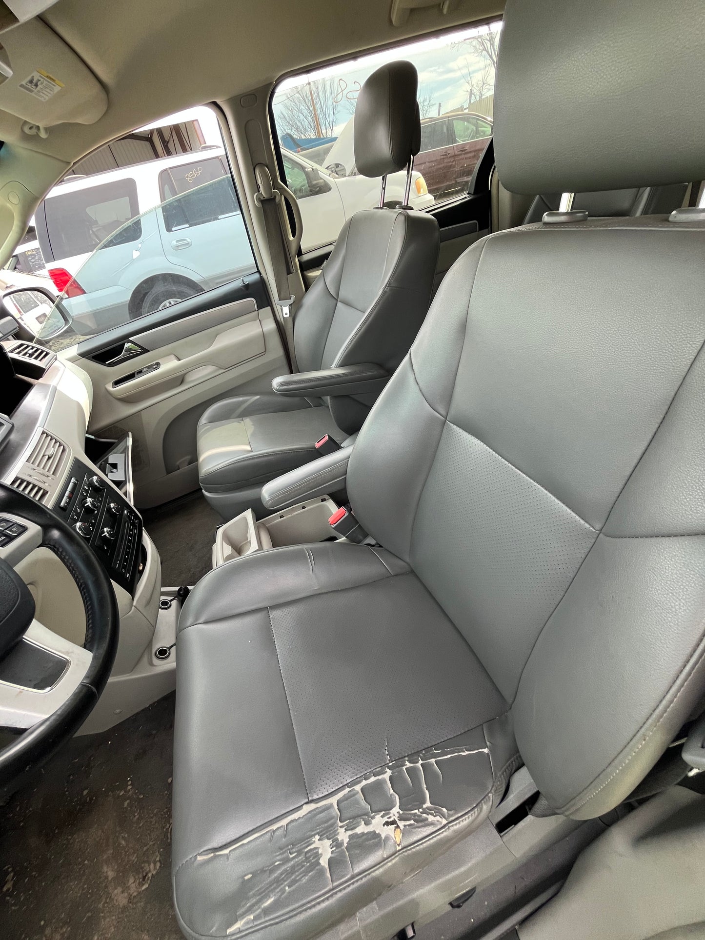 2009-2014 Volkswagen Routan - Stock #: M18500