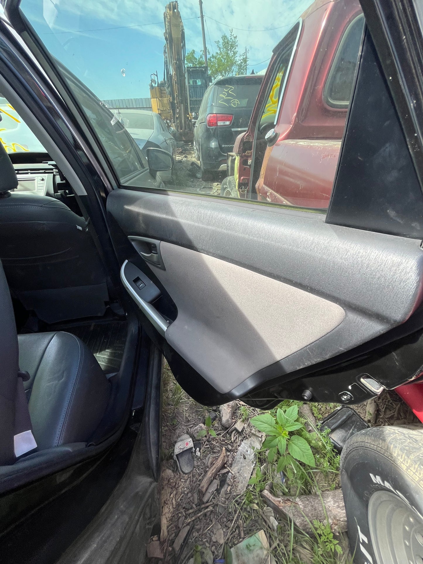 2014 Toyota Prius - Stock #: M18741 - MR-11
