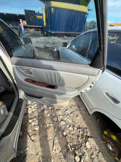 2000-2004 Toyota Avalon - Stock #: M18346