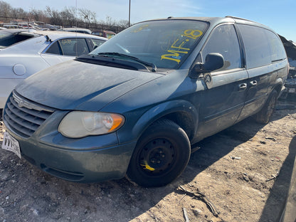 2006 Chrysler Town & Country - Stock #: M18508 - MF-18