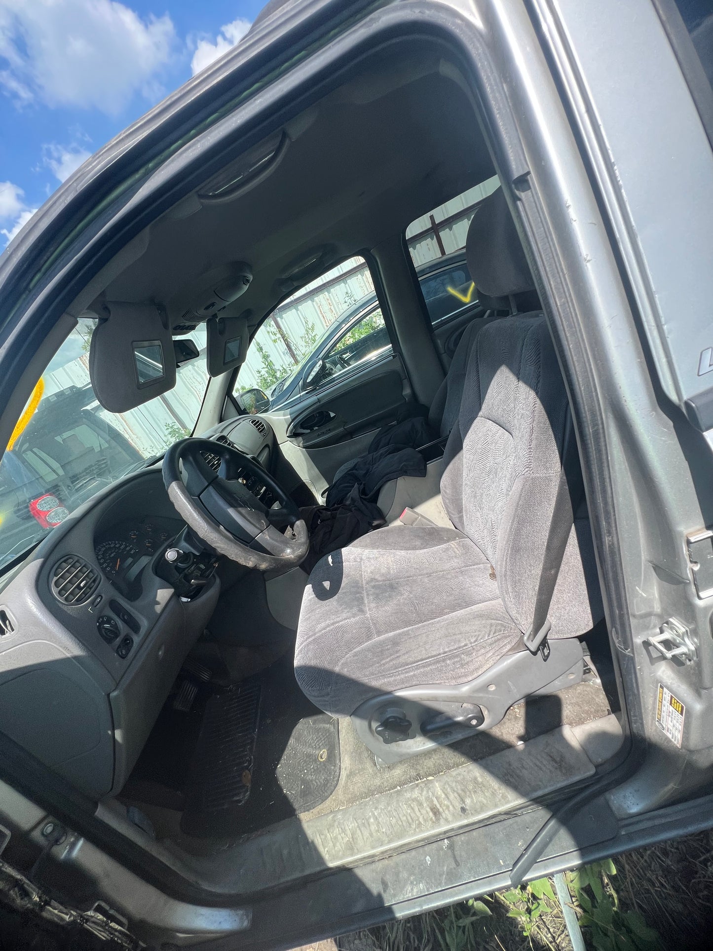 1/2 2002-2009 CHEVROLET TRAILBLAZER | All Parts A - F | SKU #: M17592