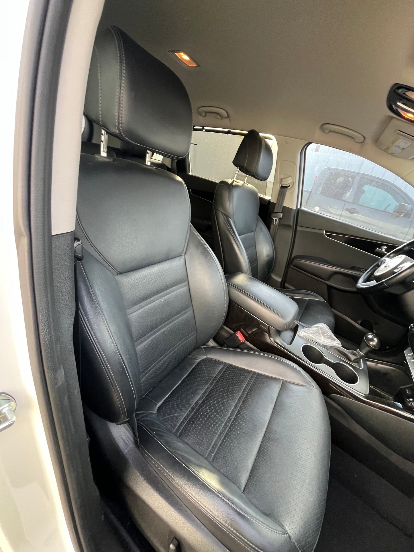 2017 KIA SORENTO - STOCK #: M18557