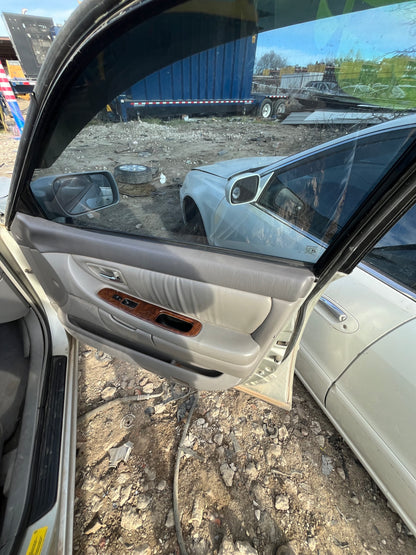 2000-2004 Toyota Avalon - Stock #: M18346