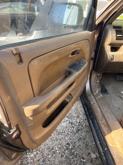 2002-2004 Honda CR-V - Stock #: M18751