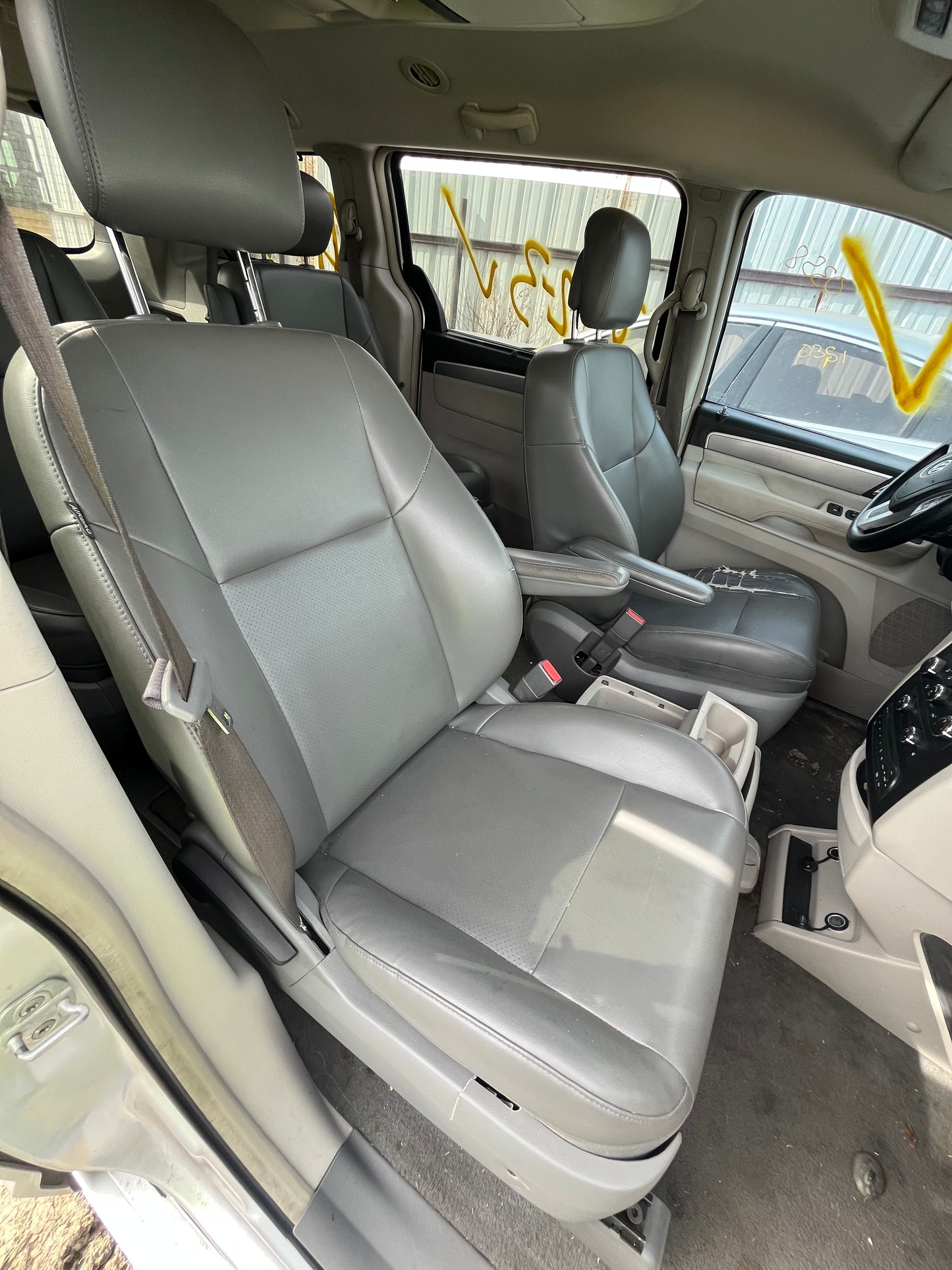 2009-2014 Volkswagen Routan - Stock #: M18500