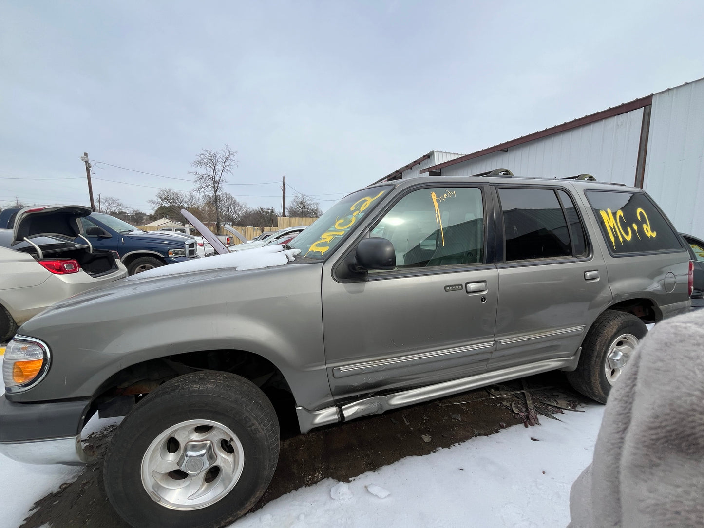 2000 FORD EXPLORER - STOCK #: M18432